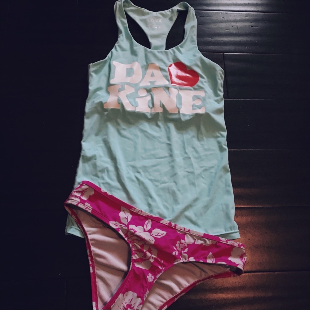 Dakine mint rash guard
